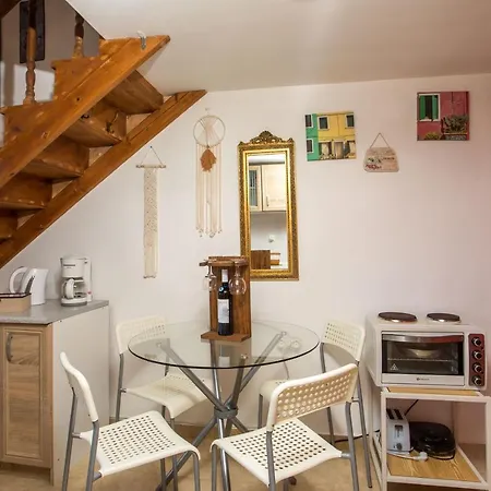 Anna's House * Chalki Town